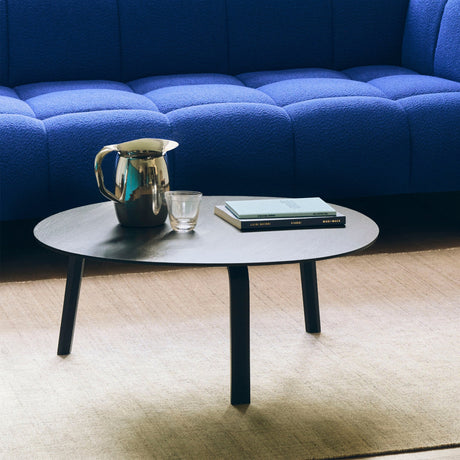 Mesa de centro Bella · HAY · ambiente