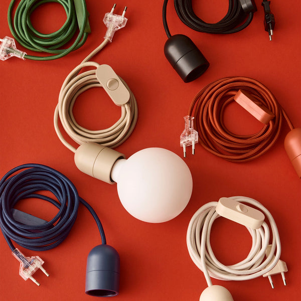 Juego de cable Common Table · HAY · ambiente