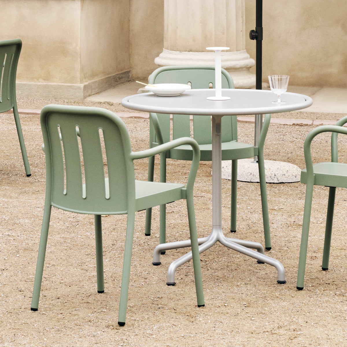 Sillón Deville · HAY · ambiente