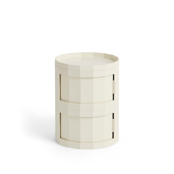 Mueble auxiliar Facet · HAY · Eggshell / 20 cm