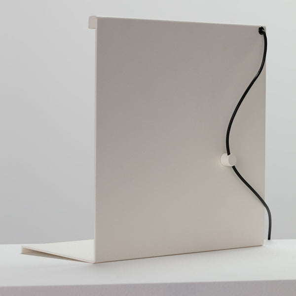 Lámpara de mesa LBM · HAY · ambiente