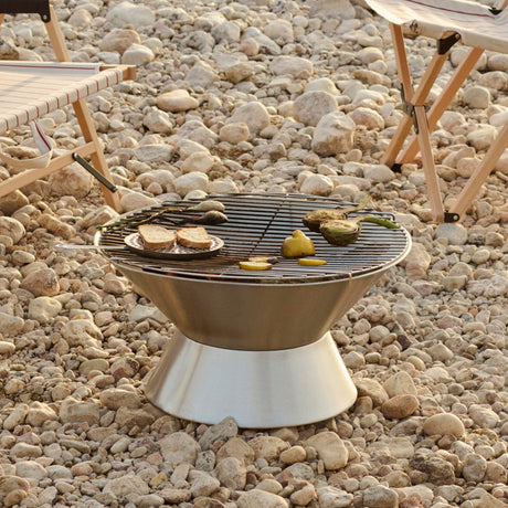 Brasero Outdoor Market · HAY · ambiente