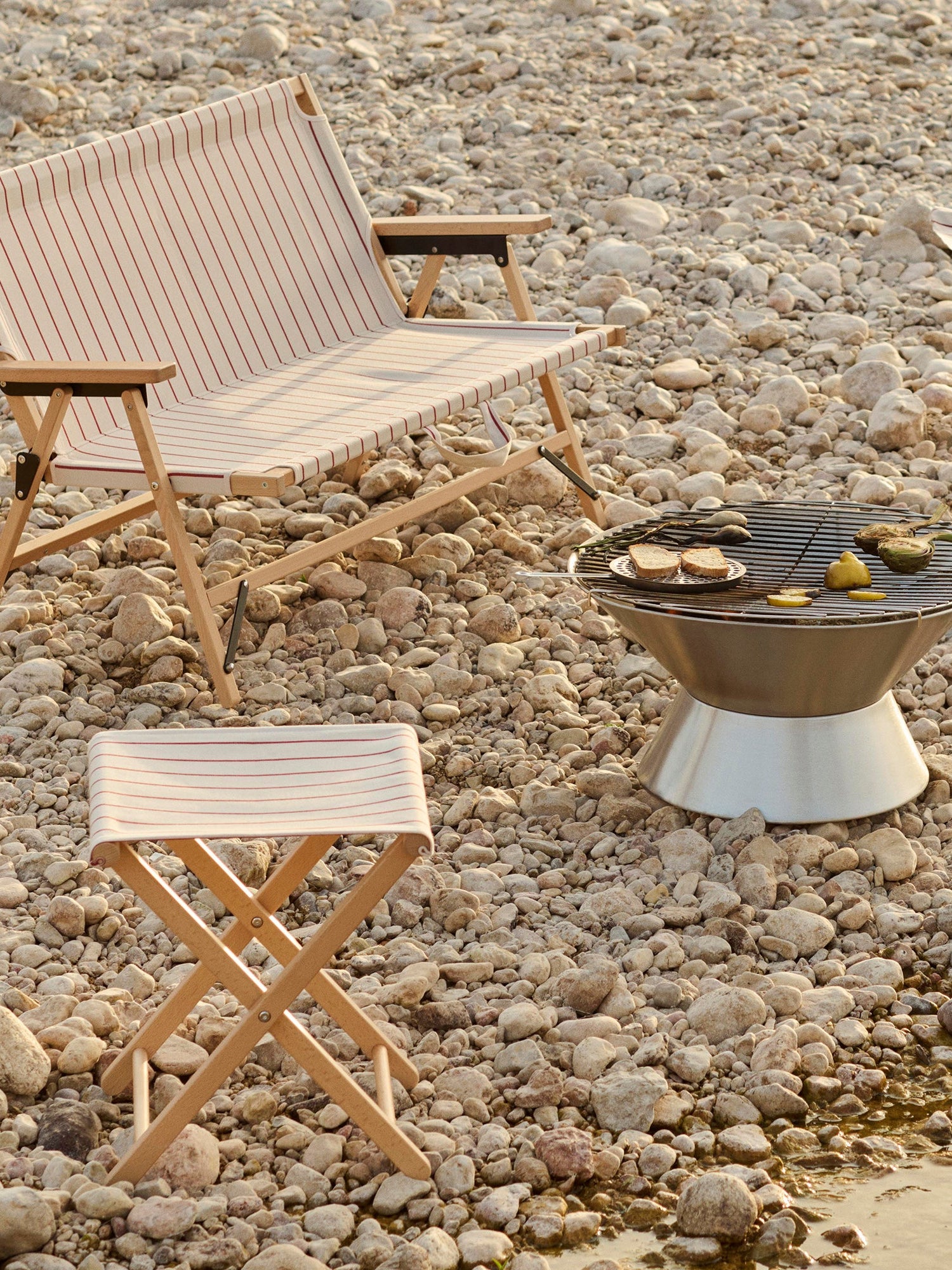 Taburete plegable Outdoor Market · HAY · ambiente