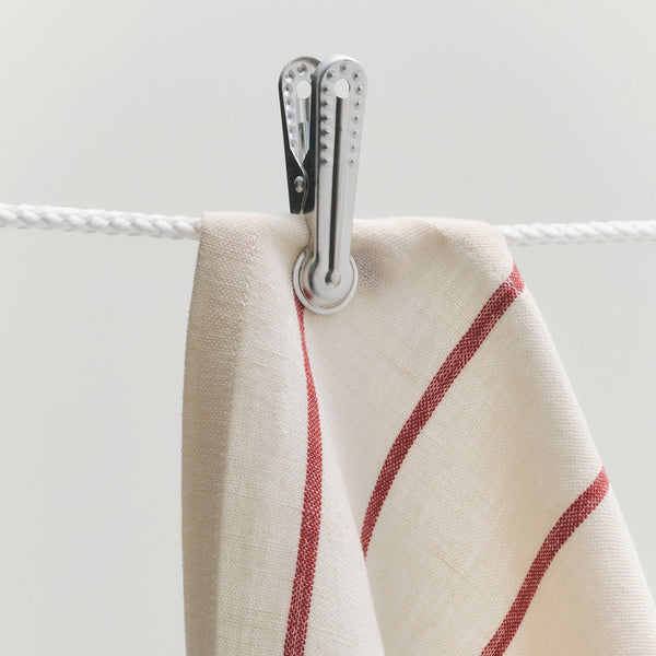 Pinza para sombrilla Outdoor Market · HAY · ambiente