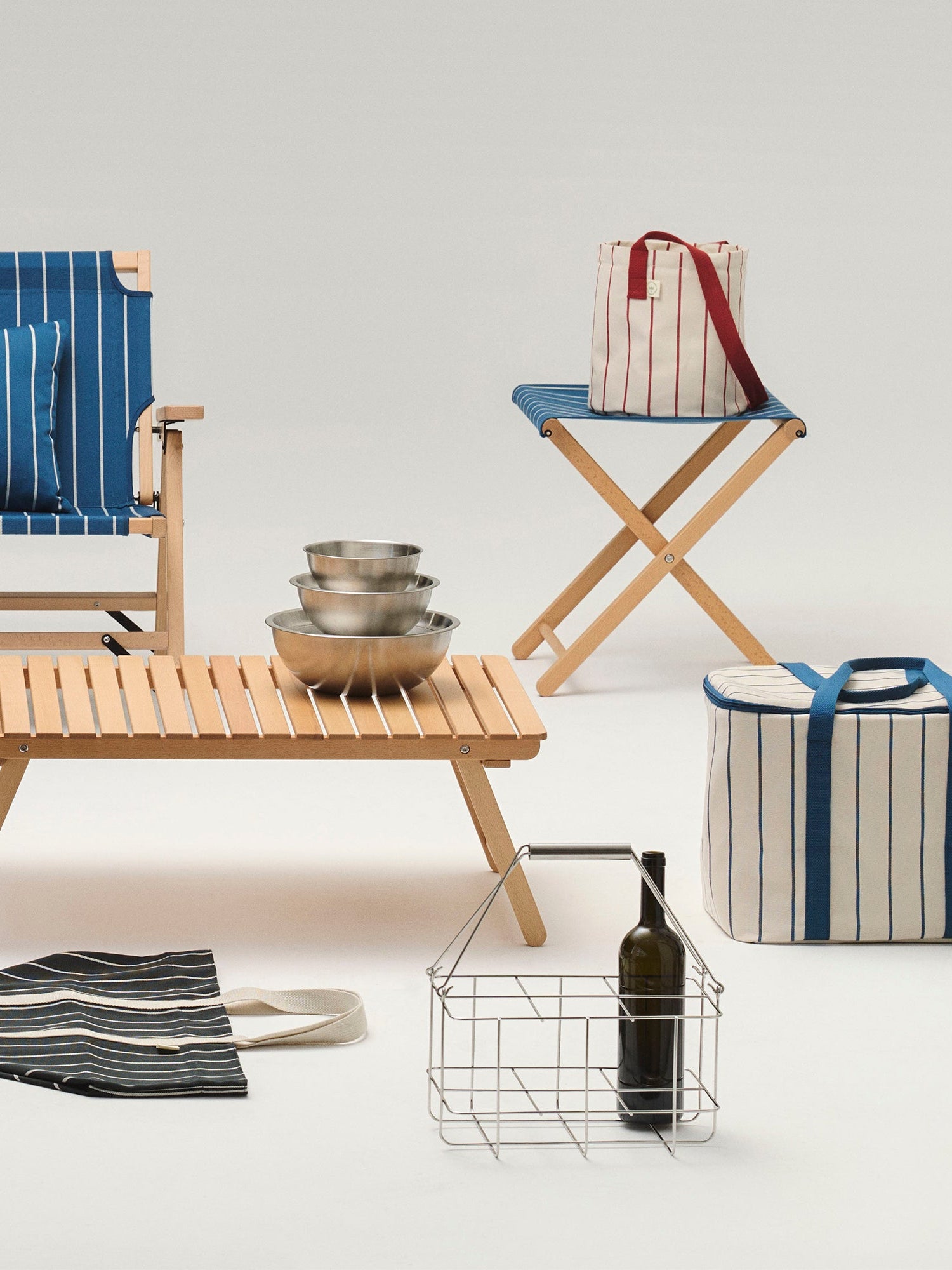 Portabotellas Outdoor Market · HAY · ambiente