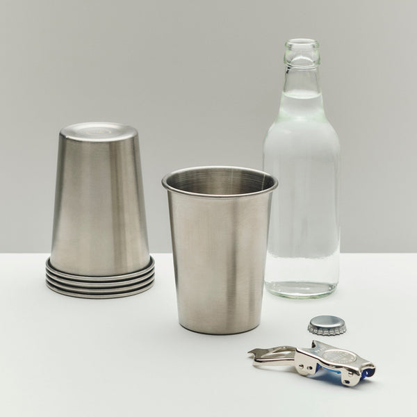 Abrebotellas Outdoor Market · HAY · ambiente