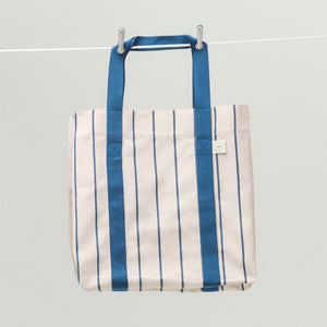 Bolsa tote Outdoor Market · HAY · ambiente
