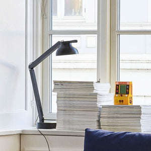 Lámpara de escritorio LED PC · HAY · ambiente
