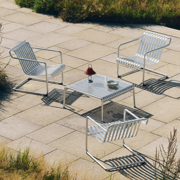 Butaca lounge Palissade Cantilever Low · HAY · ambiente