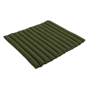 Cojín para sofá lounge Palissade Soft Quilted · HAY · Olive