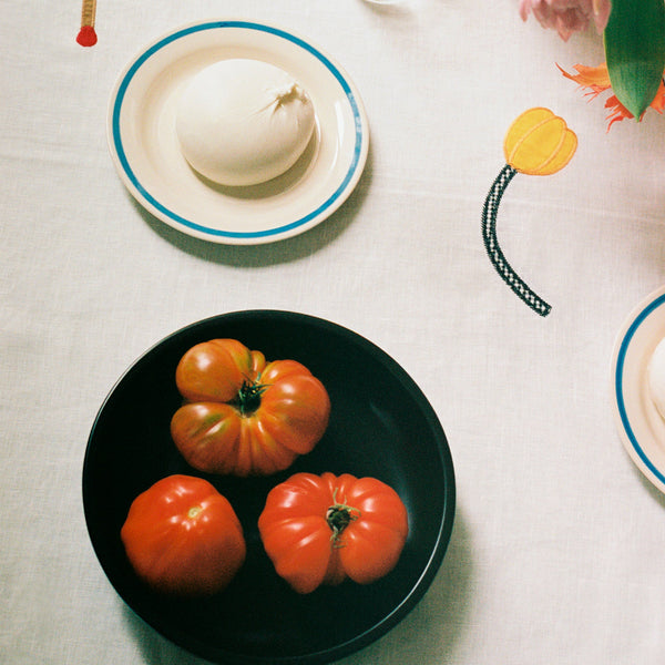 Plato Sobremesa · HAY · ambiente