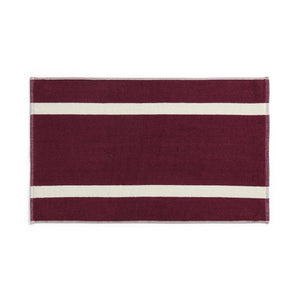 Alfombrilla de baño Stripe · HAY · Burgundy