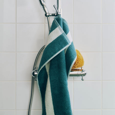 Toalla Stripe · HAY · ambiente