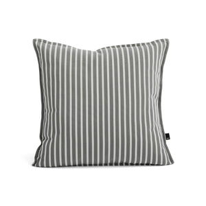 Cojín de exterior Terrazza · HAY · Grey Bold Stripe / 50 x 50 cm