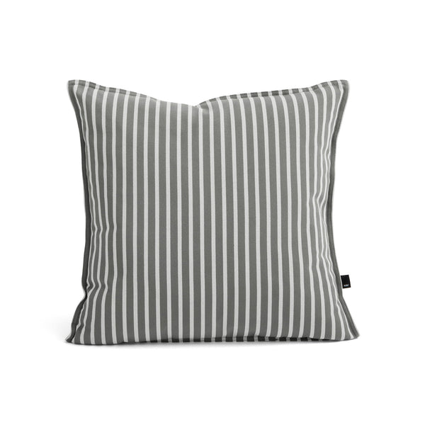 Cojín de exterior Terrazza · HAY · Grey Bold Stripe / 50 x 50 cm