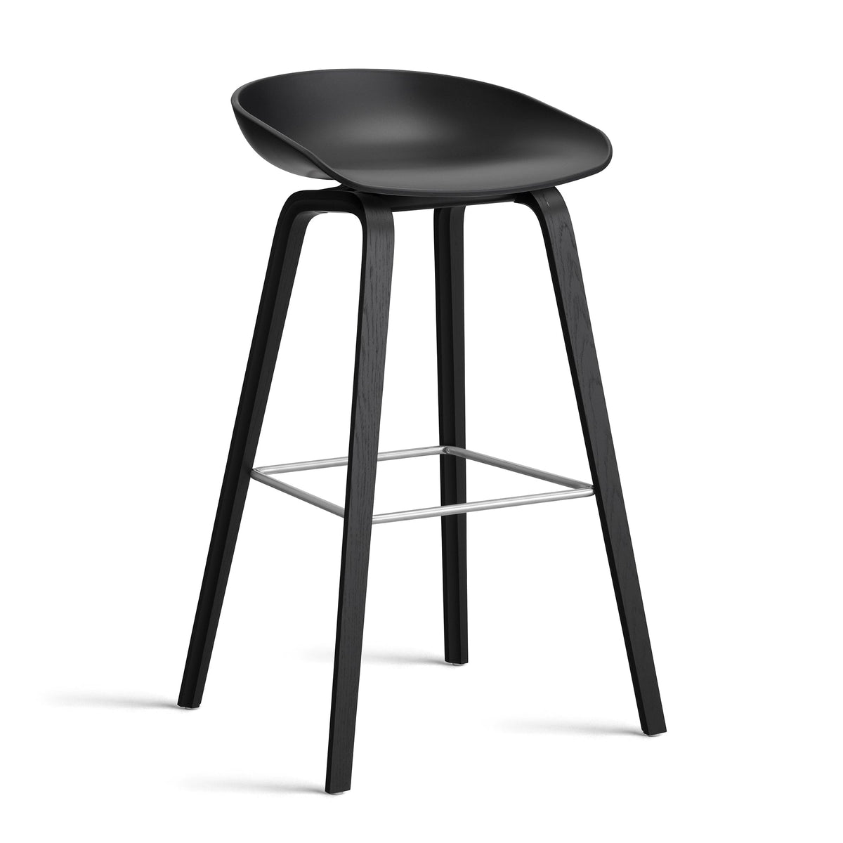 Taburete alto About A Stool AAS 32 · HAY · black 2.0 / H 75 cm / Black-Lacquered Oak / Stainless Steel