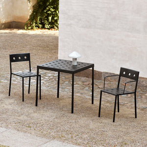 Mesa de comedor Balcony · HAY · ambiente
