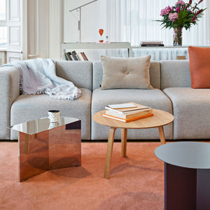 Mesa auxiliar Slit Table Round · HAY · ambiente