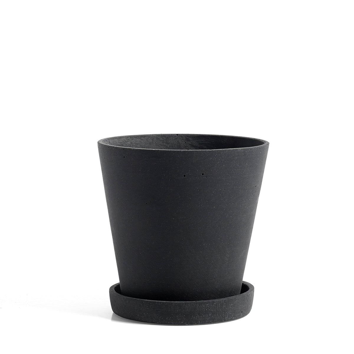 Maceta con plato Flowerpot · HAY · Black / M