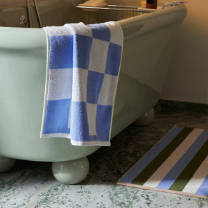 Alfombrilla de baño Check · HAY · ambiente