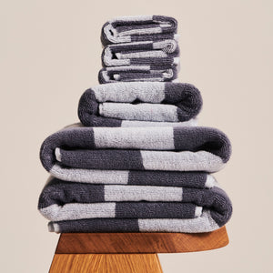 Manopla de baño Check · HAY · ambiente