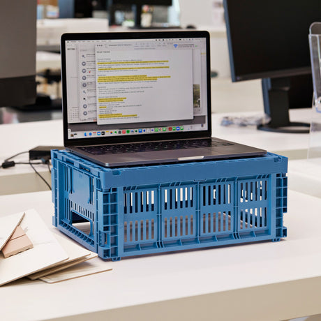 Cesta Colour Crate M · HAY · ambiente