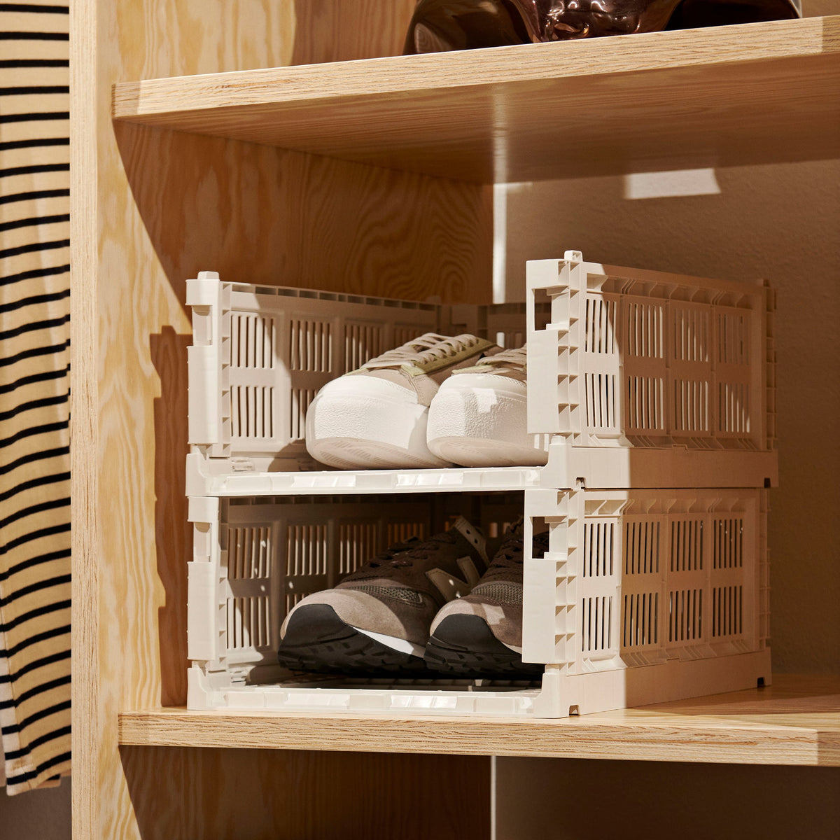 Cesta Colour Crate M · HAY · ambiente
