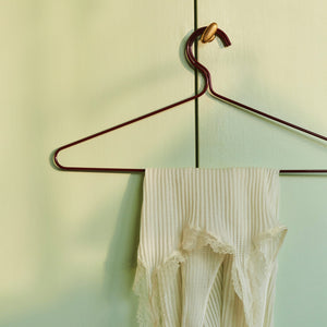 Perchas Colour · HAY · ambiente
