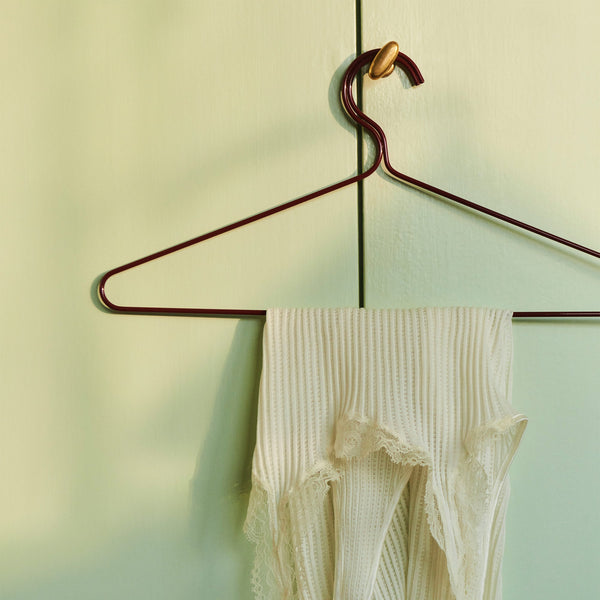 Perchas Colour · HAY · ambiente