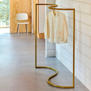 Perchero Colour Rack · HAY · ambiente