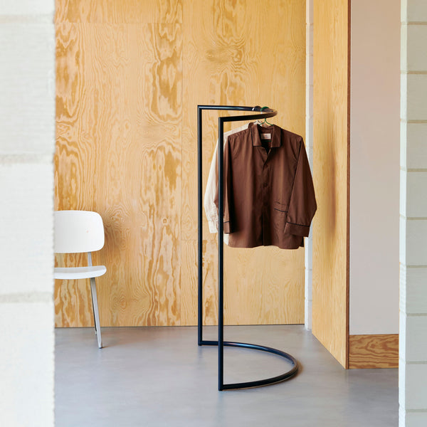 Perchero Colour Rack · HAY · ambiente