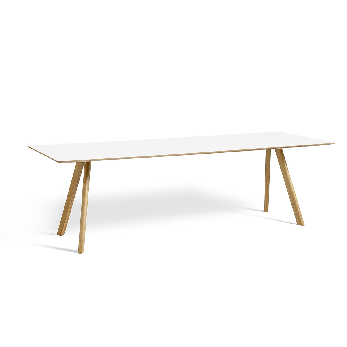 Mesa de comedor Copenhague CPH30 · HAY · White / 250 x 90 cm / Varnished Oak