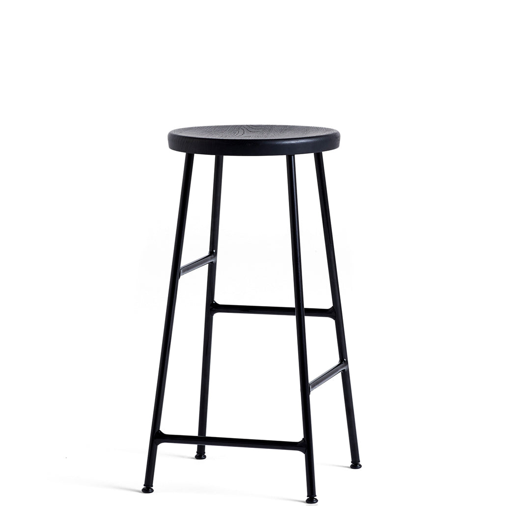 Taburete alto Cornet · HAY · Oak, Black / H 65 cm / Powder-Coated Soft Black