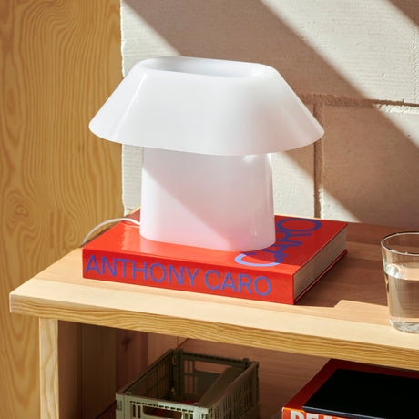 Lámpara de sobremesa LED Drome · HAY · ambiente