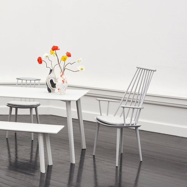 Silla J110 · HAY · ambiente
