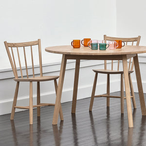 Silla J41 · HAY · ambiente
