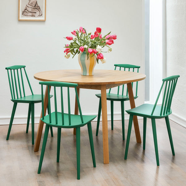Silla J77 · HAY · ambiente