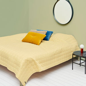 Colcha Mega Dot · HAY · ambiente