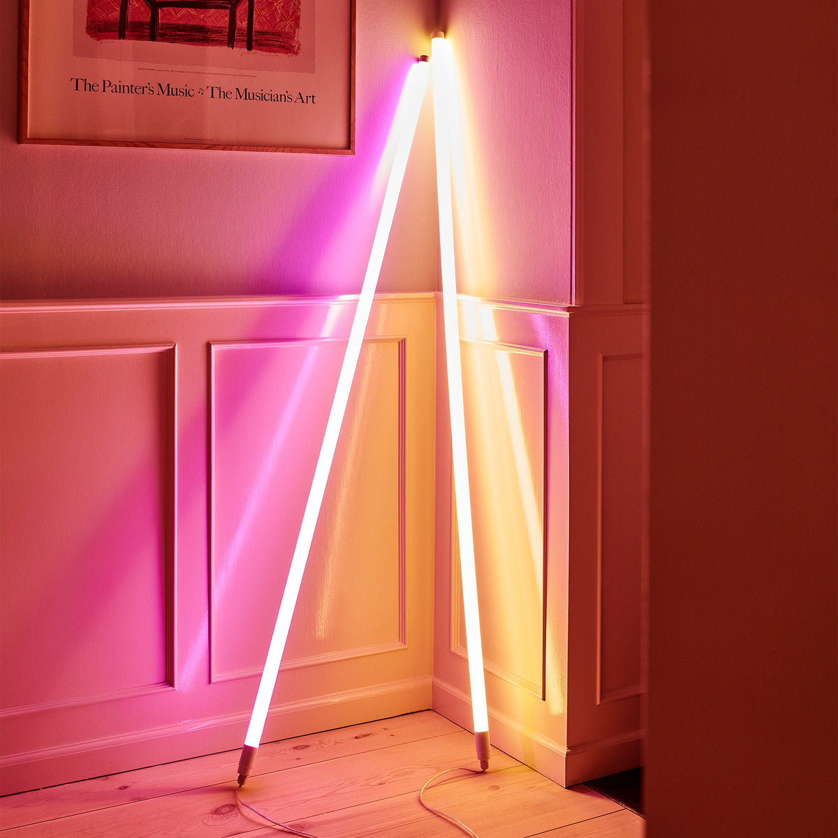 Barra de luz LED Neon · HAY · ambiente