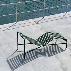 Tumbona Palissade Chaise Longue · HAY · ambiente