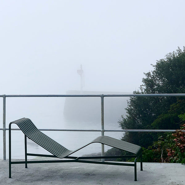 Tumbona Palissade Chaise Longue · HAY · ambiente
