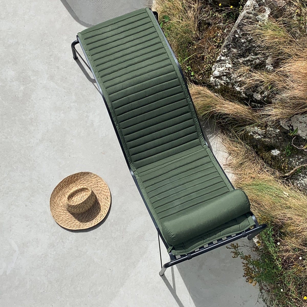 Tumbona Palissade Chaise Longue · HAY · ambiente