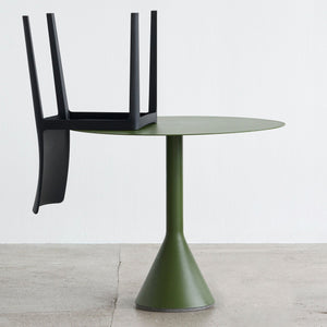 Mesa Palissade Cone · HAY · ambiente