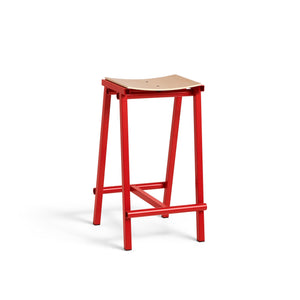 Taburete alto Taburete 8 · HAY · Signal Red / Low / Natural Oak