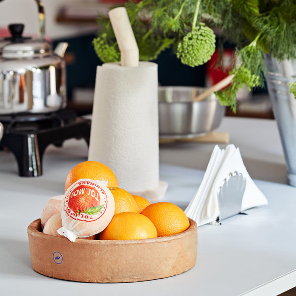 Portarrollos de cocina Porter · HAY · ambiente