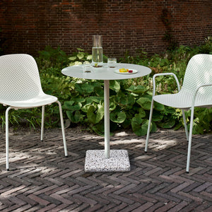 Mesa Terrazzo redonda · HAY · ambiente