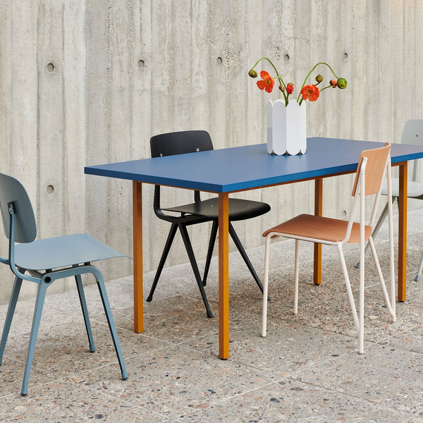 Mesa de comedor Two-Colour · HAY · ambiente