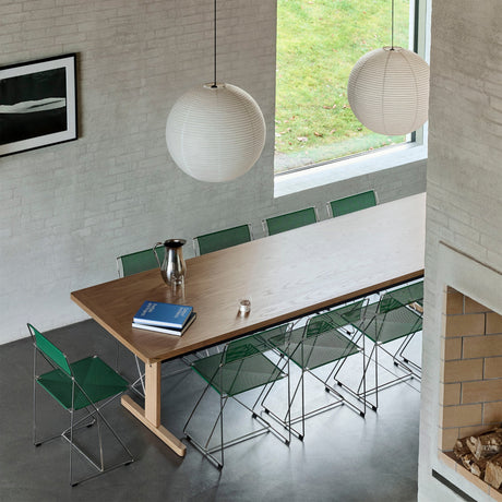 Silla X-Line · HAY · ambiente