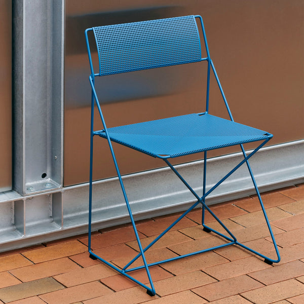 Silla de exterior X-Line · HAY · ambiente