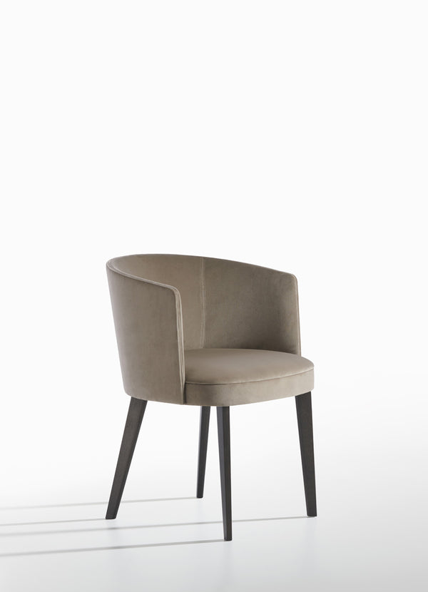 Silla de comedor con brazos Léna 903/P